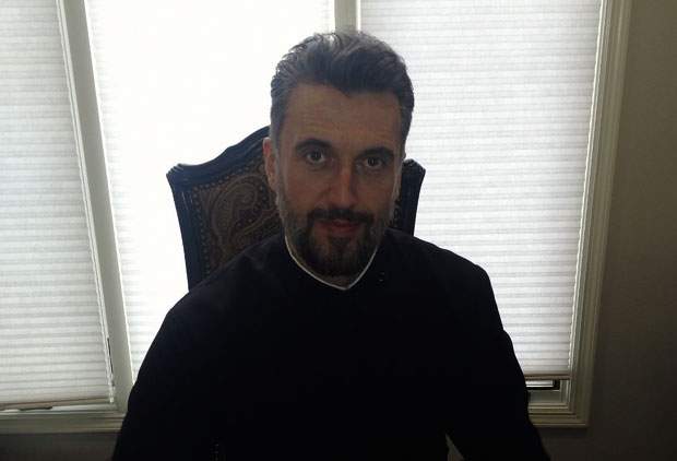 Протојереј Саша Петровић: Тројица епископа у САД преписала себи црквену имовину